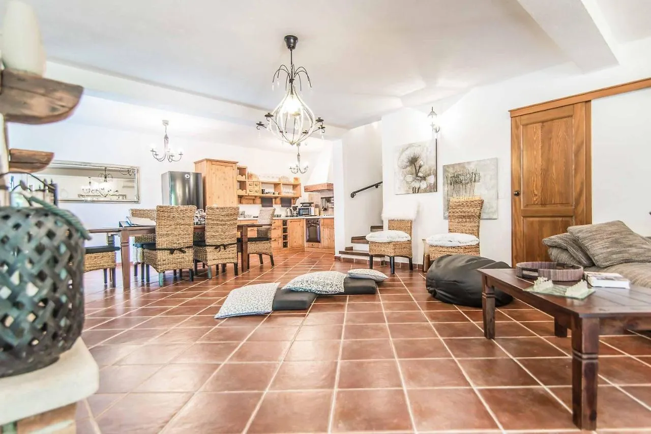 Villa White Stone Rajki 0*,