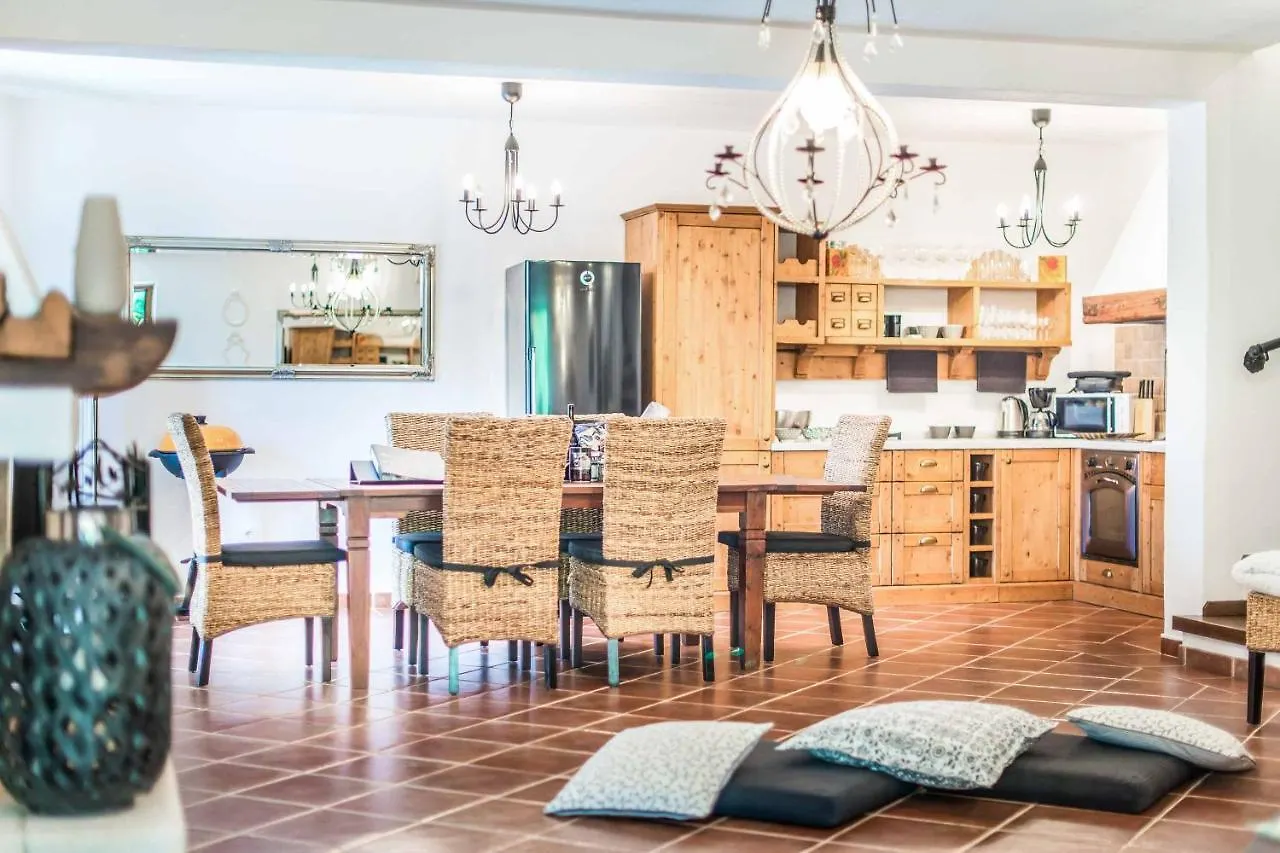 Villa White Stone Rajki